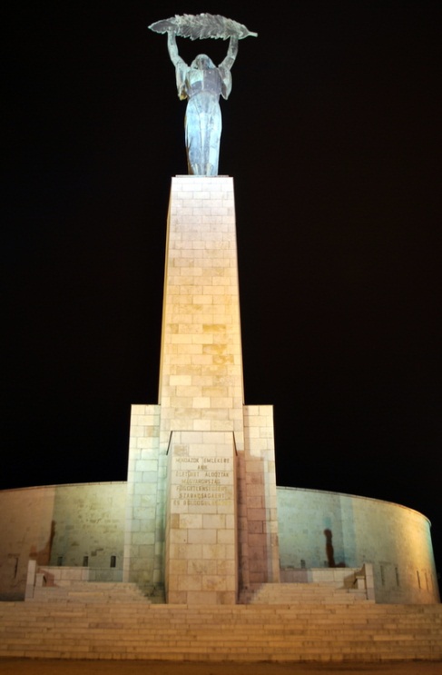 C:UsersMilanDesktopadvent Budapešťvýber upravenýzmenšenéDSC_0224.JPG