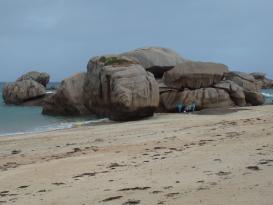 Trégastel, pobřeží růžové žuly